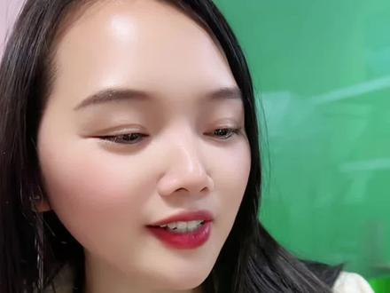 小娜也喜欢赛车游戏!
#在苏州做美业的小娜 #地平线5 #steam春促 #地平线6预售开启 @巨量星图小助手