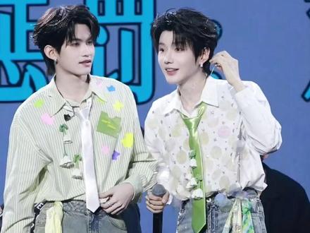 你俩这和官宣有什么区别#云旗 #郝熠然 #云熠 #演唱会
