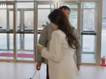 《第一个男人》第三十五集/双胞胎的秘密快要藏不住了,真相.. #韩剧 #影视解说