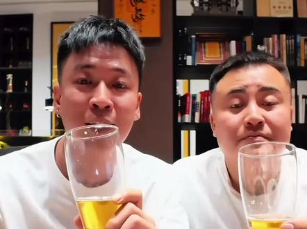 “长顺天道成因果,诸般枷锁困真我”
“人若不为形所困,眼前便是大罗天”#刘一手 #张老三