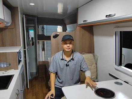 两车连连看-五菱原厂房车后横床版本详解#房车日记 #房车 #房车旅行 #房车行 #懂车帝 #五菱房车 #房车知识 #房车购买 #房车评测