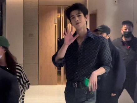 男模张凌赫谁不爱#张凌赫谢征