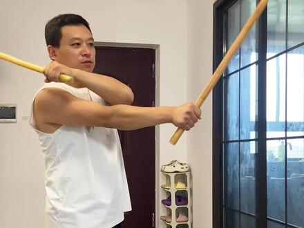 短棍棍花练习之双手十字花#菲律宾短棍 #短棍格斗 #格斗