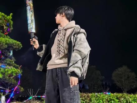 #张奕然#奕然式卡点#张奕然进行曲教程#张奕然进行曲
第一次录这个教程,额,大家将就着看吧,大概就是这样