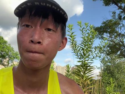 跑完聊丨强风SE适合竞训,小白不建议穿。#跑鞋 #跑步 #强风吹拂