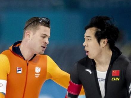 冬奥速滑男子1000米比赛,中国选手廉子文被判犯规成绩取消。