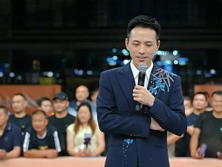 @嫏女 ⁶¹³ 🎙️ @艾米尔²³² @索图 嫏女,艾米尔,在索图大舞台互动唱歌全过程#热门