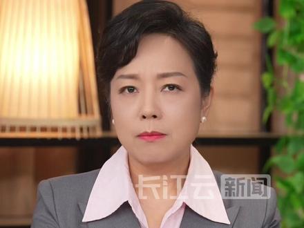 儿童手表变 “虚荣陷阱”:别让点赞竞赛毁掉孩子童年!#云端锐评