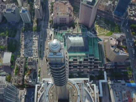 登顶101 40岁的亚历克斯.霍诺德
成功徒手登顶508米的台北101#亚历克斯霍诺德 #徒手攀登 #极限运动