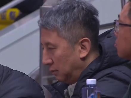 郭士强的压力来了,是引进庞峥麟和贺希宁,还是他的执着。 #中国男篮#郭士强#庞峥麟#贺希宁