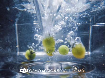 Action5Pro:1分钟学会“大疆洗水果”保姆级教程 今天教你从参数到调色,一个视频全搞定!
1、分辨率4K16:9,画质清晰,后期裁切空间大,120帧是为了方便后期做超丝滑的慢动作升格。
2、防抖开到超强增稳+,确保画面稳如磐石。标准无广角畸变,让画面更自然,不变形。
3、色彩选择DLOG-M,这是为了给后期留出巨大的调色空间,拍出来会是灰蒙蒙的,但后期调完惊艳!
后期部分:
1、导入DJlMimo,首先就是色彩还原,选择D-LOGM,点击确定。画面立马恢复自然色彩
2、接着点击滤镜,找到5219滤镜,这个滤镜能给画面增加一种复古电影感。
3、然后进入调色:对比度增加35-60,让画面更立体;阴影拉高30,保留暗部细节;锐度给到38,让水花更清晰有质感。
4、最后别忘了点击DJ贴纸,选择和你的设备对应的水印,上方导出选择60帧,导出你的大片!快去试试用你的Action5Pro拍起来吧!如果你还有其他想看的教程,告诉我
#大疆action5Pro #创意短视频 #调色教程 #水下摄影 #vlog教程
