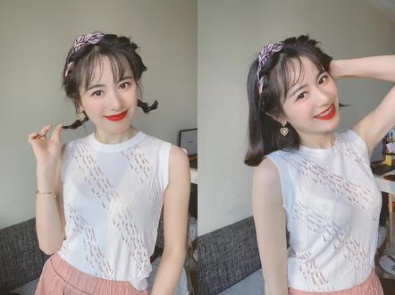 小方巾这样系又稳又不会掉,减龄又时尚 #丝巾 #编发 #短发 #穿搭