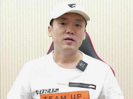 开箱一个好看的主板"雕妹牌"新小雕 全新银白色马甲全覆盖 附加D5黑科技 超频性能加成轻轻松松#雕妹 #RORUS #技嘉