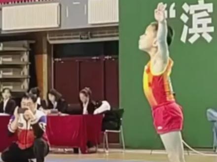 加油少年!未来可期!湖南8岁男孩参加全国体操锦标赛获冠军,教练:他刻苦训练 梦想是成为奥运冠军#体操 #高难度动作 #体育精神 #湖南 #少年强则国强