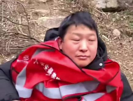 #转载 哈哈哈哈哈哈太好笑了,全女荒野求生比春晚好看多了,所以还是那句话,第二性在网上翻来覆去的赢,现实里一眼望去一个比一个招笑#全女荒野求生