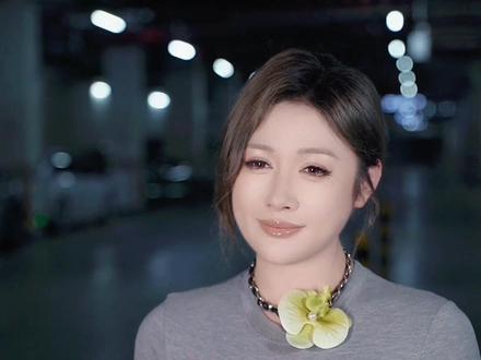 聪明女人三不管看似通透,实则心已冷淡。爱才会事事唠叨管束,不闻不问之日,便是爱意散尽之时。#聪明女人 #人间清醒 #情感共鸣 #情感语录 #爱情