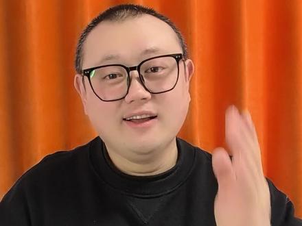12月21日抖音生活服务专区将正式发布! #抖音热点宝 无论你是本地生活商家、团购达人、探店达人,或是机构负责人,抖音热点宝为你带来全新16大生服特色榜单,同城热榜、交易热榜、高潜力榜、生服爆款视频榜,个个都很能打,21日正式发布快来体验吧!想要做好抖音生活服务,每天打开热点宝就对了!#抖音生活服务 #万亿风口 #干货分享 #趋势风口 @抖音生活服务 @抖音创作者中心 @抖音热点宝