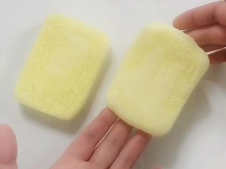 做一个会回弹的三明治玩具,按一下就弹起来,好玩还促进食欲