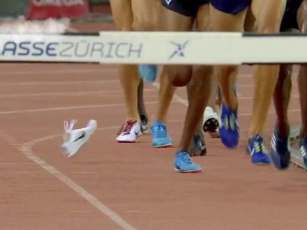 中考体测800,1000米越跑越紧的鞋带系法。.#800米 #1000米技巧 #运动 #中考体育 #焱火体育