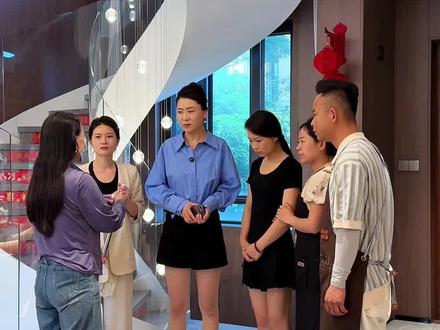 刘招娣答应给赵铁柱打电话 #记录真实生活 #vlog日常
