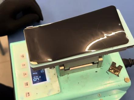 换偏光 换偏光,小米,Vivo ,华为,三星屏幕换偏光,曲屏换偏光#碎屏 #苹果手机 #手机液晶屏幕总成 #维修 #换屏