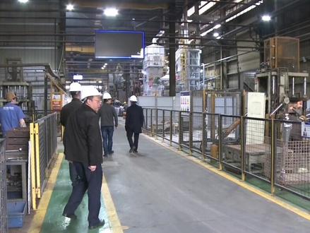 最近,巴南渝水苑、江南御府等小区的住户经常都闻到一股臭味,大家的正常生活受到了影响。 #重庆dou知道 #新闻