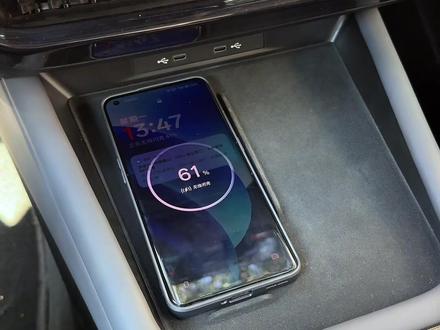 朗逸Pro充电的几个位置给大家分享一下#朗逸Pro #上汽大众 #用车知识#手机充电