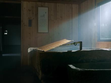 “一纸千年,复旦新生”。2023年复旦大学本科录取通知书全新亮相!科学、人文、艺术有机融合,承载了古法造纸工艺与复旦先进科技,并诠释了“博学而笃志,切问而近思”的精神,一起来看!