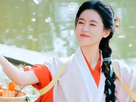 温柔有力量,甜美有风骨,可盐可甜,这就是翟一莹#翟一莹#申浩男#王皓祯#短剧热播#向全世界安利