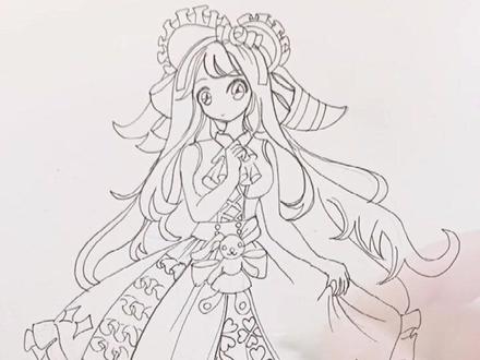 画条美丽的裙子👗迎接盛夏👒大家觉得漂亮吗#绘画过程 #动漫画法 #线稿 #二次元 @抖音小助手