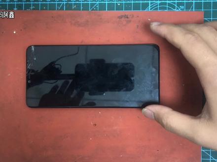 oppo a3屏幕排线为何容易断裂,压屏过程不测屏装机发现漏液?