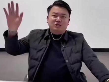 下午17点达摩来了抽#奔驰 #梅赛德斯奔驰 #奔驰e300 #达摩来了