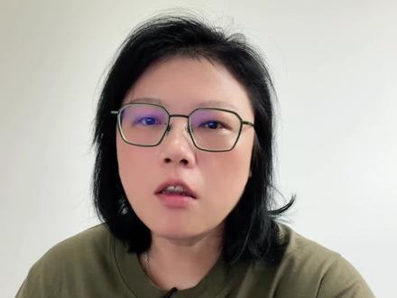 豆包准备收费,可别在骂它傻了,能在国内打响头枪收费试盘,这背后其实是一次有底气的商业试盘,不管是做交易还是做商业,我们都需要透过动作去看本质#豆包 #交易#期货#交易心得 #豆包收费