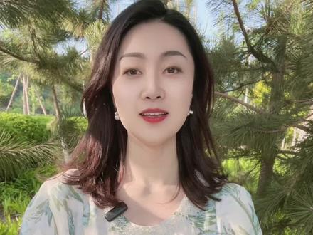 日出东方落于西,人海相识散于席。人生虽有离别日,山水应有相逢时。#朗读爱好者 #每日一读 #情感共鸣 #生活感悟