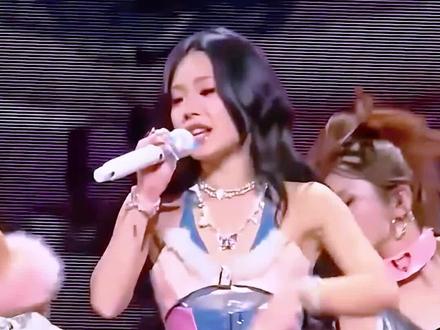 “我跟你说 他这次真的改了” #万妮达 #分手别给我打电话 #万妮达厦门演唱会 #万妮达厦门演唱会太热闹了 #来汽水听宝藏歌单