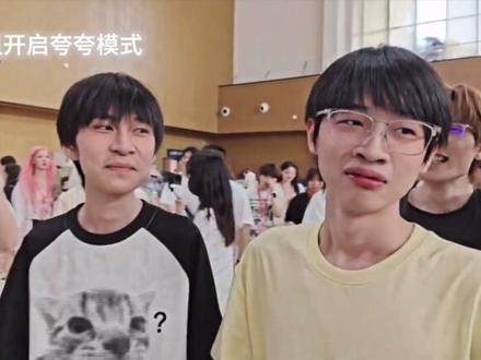 欢迎收看此鸭的运动会拔河实录👐🏻这次不是广顺受难记了!这次我们是冠军!#狼队紫幻 #KPL #KPL运动会