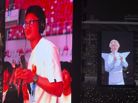 今日点歌环节《崇拜》,爆笑#薛之谦 #万兽之王巡回演唱会 #演唱会打卡