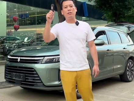 开了不到一年的#问界m7 ,直接让你省了10万!要说30万的问界M7你说它一无是处,那这台有没有让你感到低调奢华有性价比呢?#华为mate60 #新能源汽车 #电车 #买车那点事儿