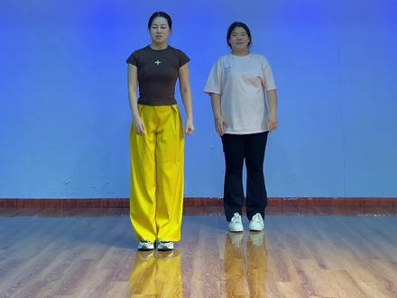 跳得就是一个嗨#青苹果乐园 #一步一步教会你跳舞 #一学就会系列