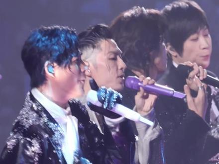 F3+信上海首场演出,初代男团祖师爷人气爆棚#f4上海演唱会 #恒星之城上海演唱会