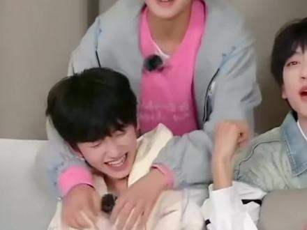 所有的吃醋和占有欲都是因为在意
#奇文 #左奇函 #杨博文