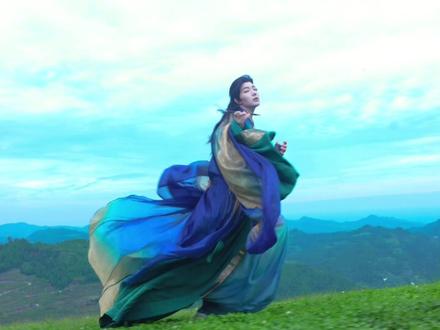 谁曾想《千里江山图》的作者只有十八岁 #千里江山图 #王希孟 #历史同人