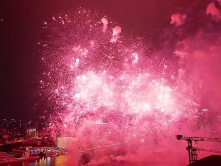 一次看过瘾!广州白鹅潭烟花秀全程记录,尽在鹅潭1号的 270° 环幕视野里 #鹅潭1号 #广州新年烟花全程记录 #珠江至美观景台 #烟花观赏C位 #广州新春烟花