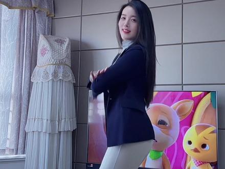 验牌安排啦🤔#给我擦皮鞋 #我要验牌 #浅跳一下 #扭胯