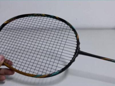 不冷门球拍144-尤尼克斯天斧88dpro(88spro),挑不出明显问题,尤尼克斯一贯稳定的高水平#羽毛球装备 #羽毛球 #运动装备 #羽毛球拍 #球拍