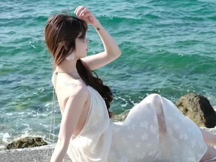 8月来场关于海浪的旅行 随身的行囊,装些浪漫,装些松弛#资生堂红色蜜露 #湿敷#旅行碎片