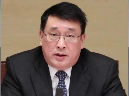 【中国兵器装备集团原副总经理#刘卫东靠企吃企被起诉 】#刘卫东涉嫌受贿被起诉 中国兵器装备集团有限公司原党组成员、副总经理刘卫东涉嫌受贿一案,由国家监察委员会调查终结,移送检察机关审查起诉。经最高人民检察院指定管辖,河南省人民检察院依法以涉嫌受贿罪对刘卫东作出逮捕决定。近日,河南省南阳市人民检察院已向南阳市中级人民法院提起公诉。