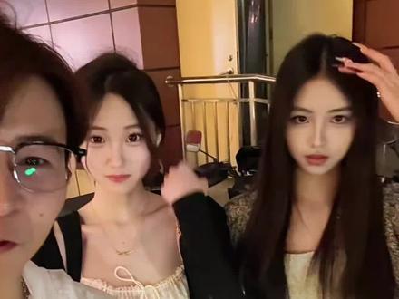 线下交友之,高考甜妹二人组 普通男生如何街头搭讪每天认识十个小美!#线下搭讪 #搭讪 #搭讪美女 #街头搭讪 #男生必看