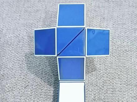 百变魔尺-电风扇
一分钟带你轻松解锁上百种造型,简单易学,动手动脑,益智有趣,好玩到停不下来!#百变魔尺教程#玩具视频 #魔尺 #益智玩具 #亲子互动