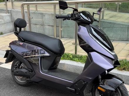 别说好像还真有点用,但我还是要继续改… #极核ae4se #坐垫套 #减震 #zeeho极核 #骑极核真舒服